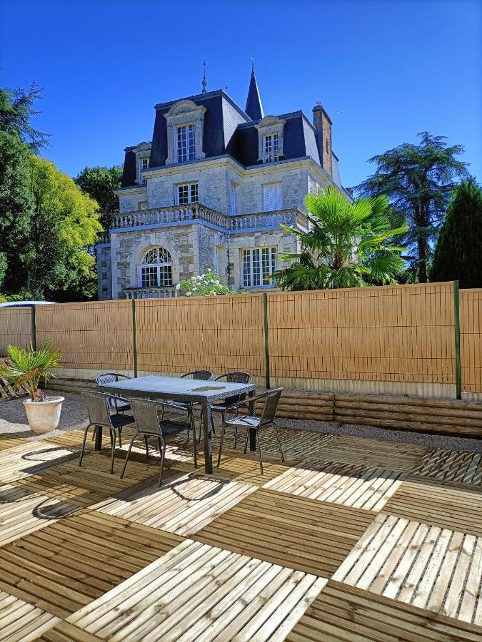 Les Douceurs Du Logis Bed & Breakfast La Garnache Екстериор снимка